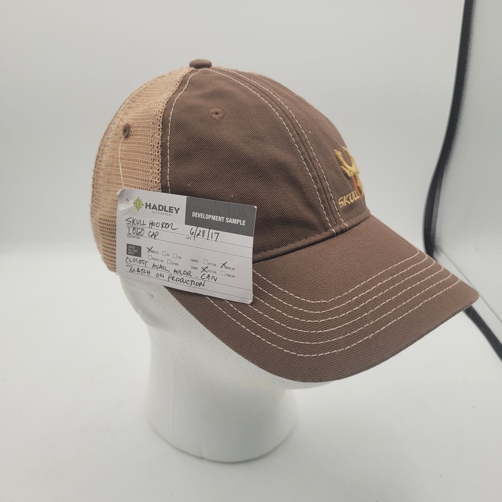 SKULL HOOKER TRUCKER HAT EMBROIDERED DESIGN‎ SAMPLE